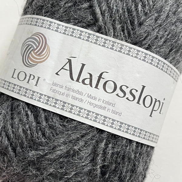 Álafoss Lopi Yarn - New Wool Made in Iceland - Dark Grey Heather Color